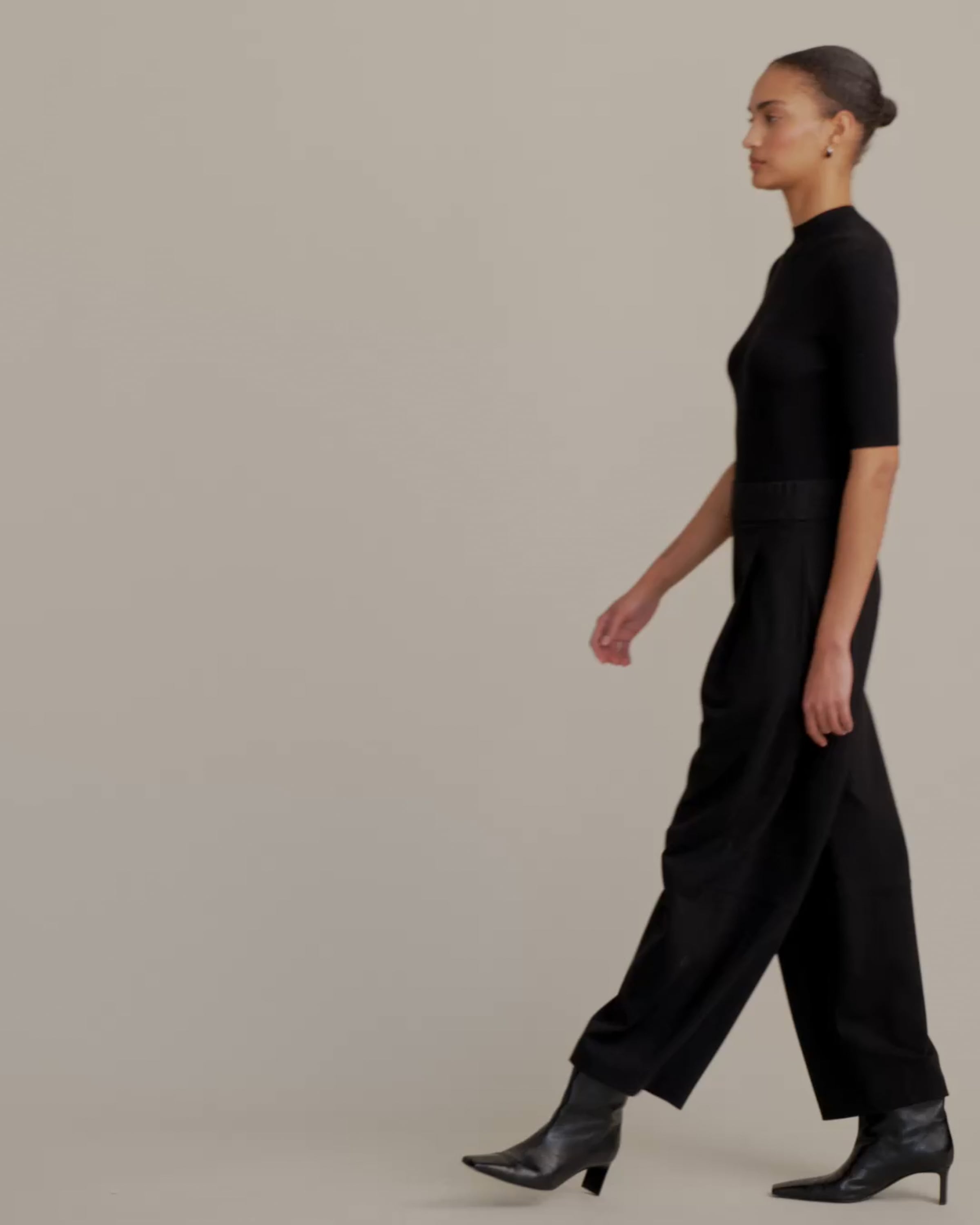 016_WALKER - SEAMLESS_4x5