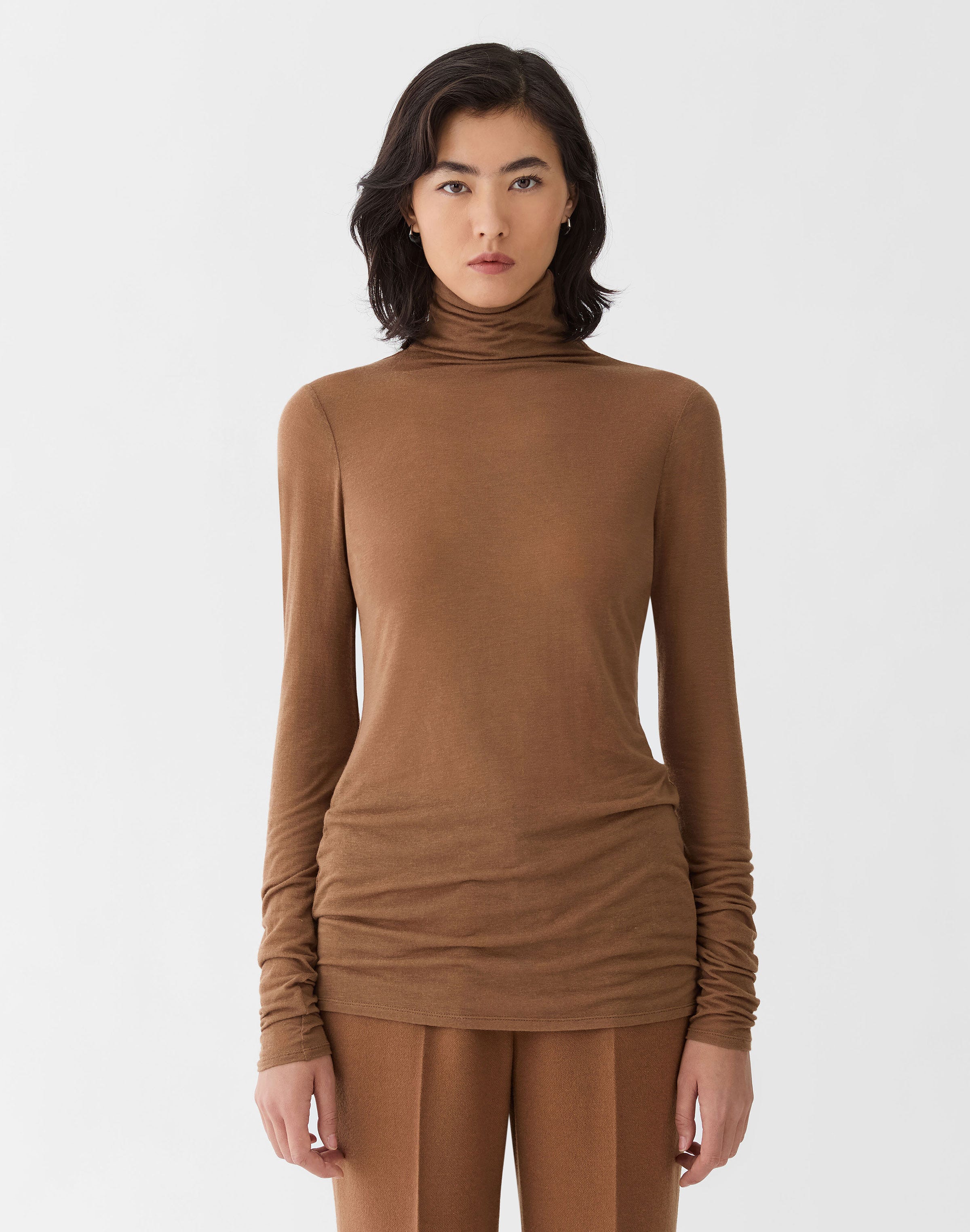 Viscose-Cashmere Jersey Elongated Fitted Turtleneck