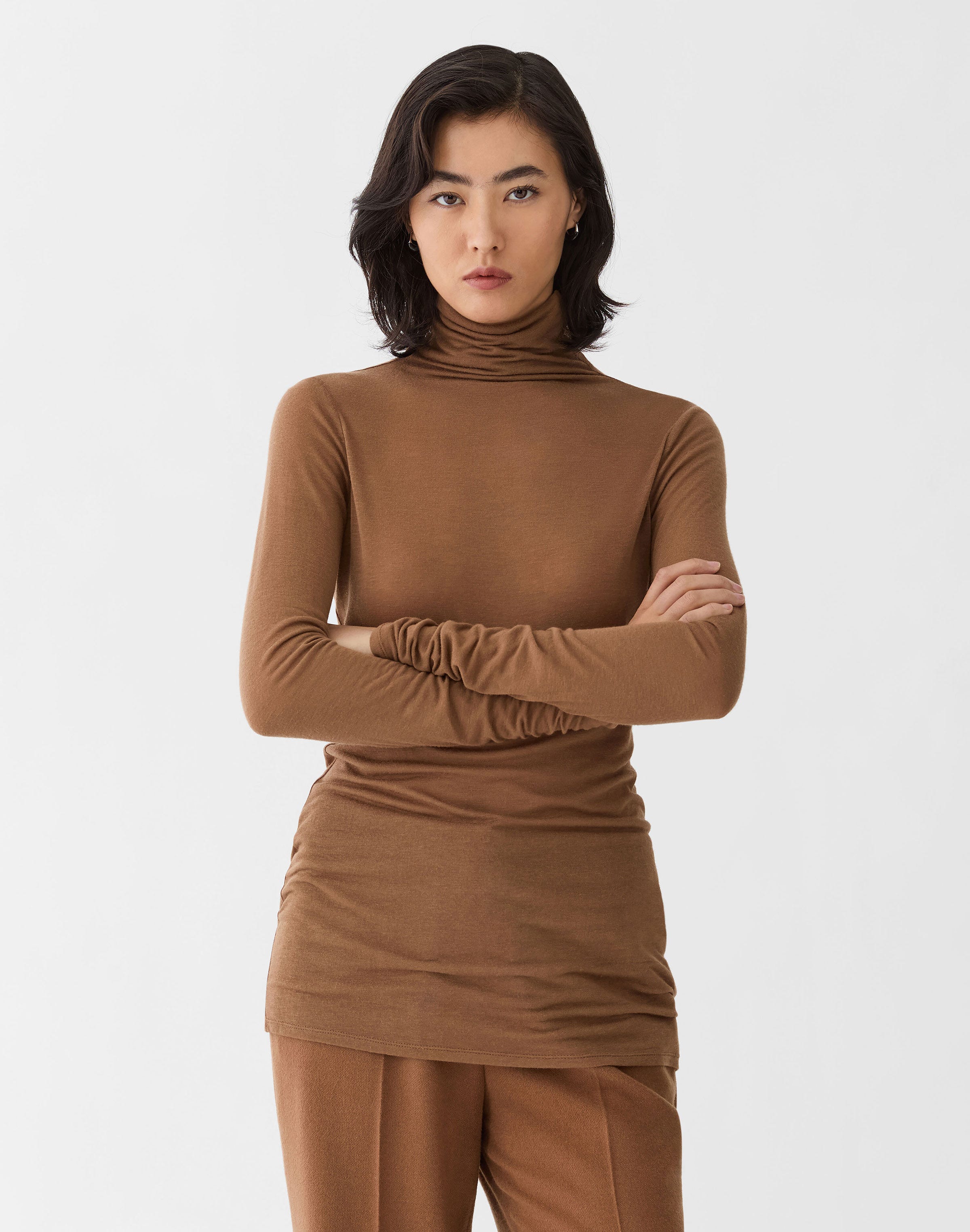 Viscose-Cashmere Jersey Elongated Fitted Turtleneck