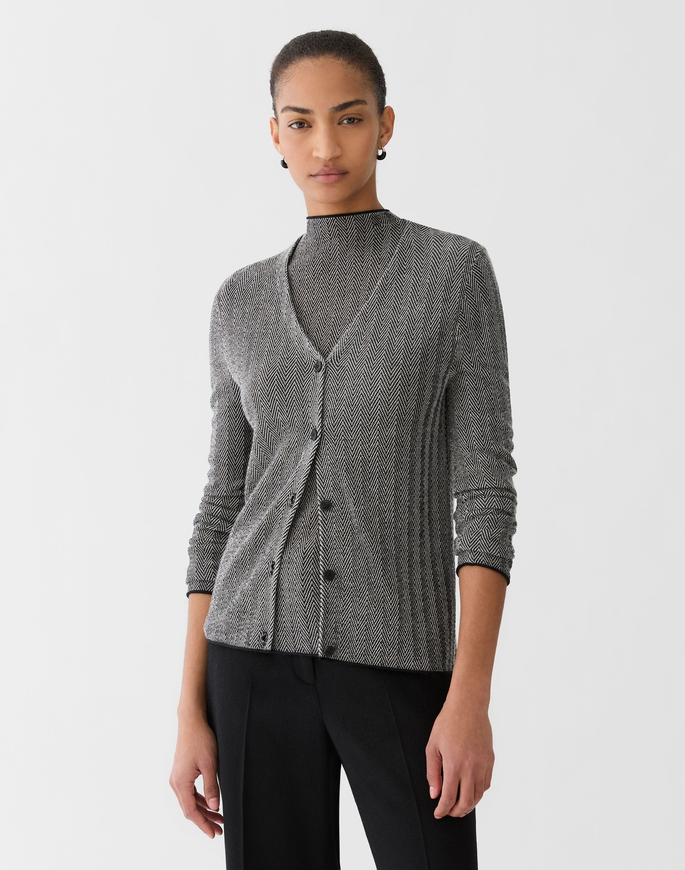 Plus-Size Fine Cashmere Herringbone Jacquard Cardigan