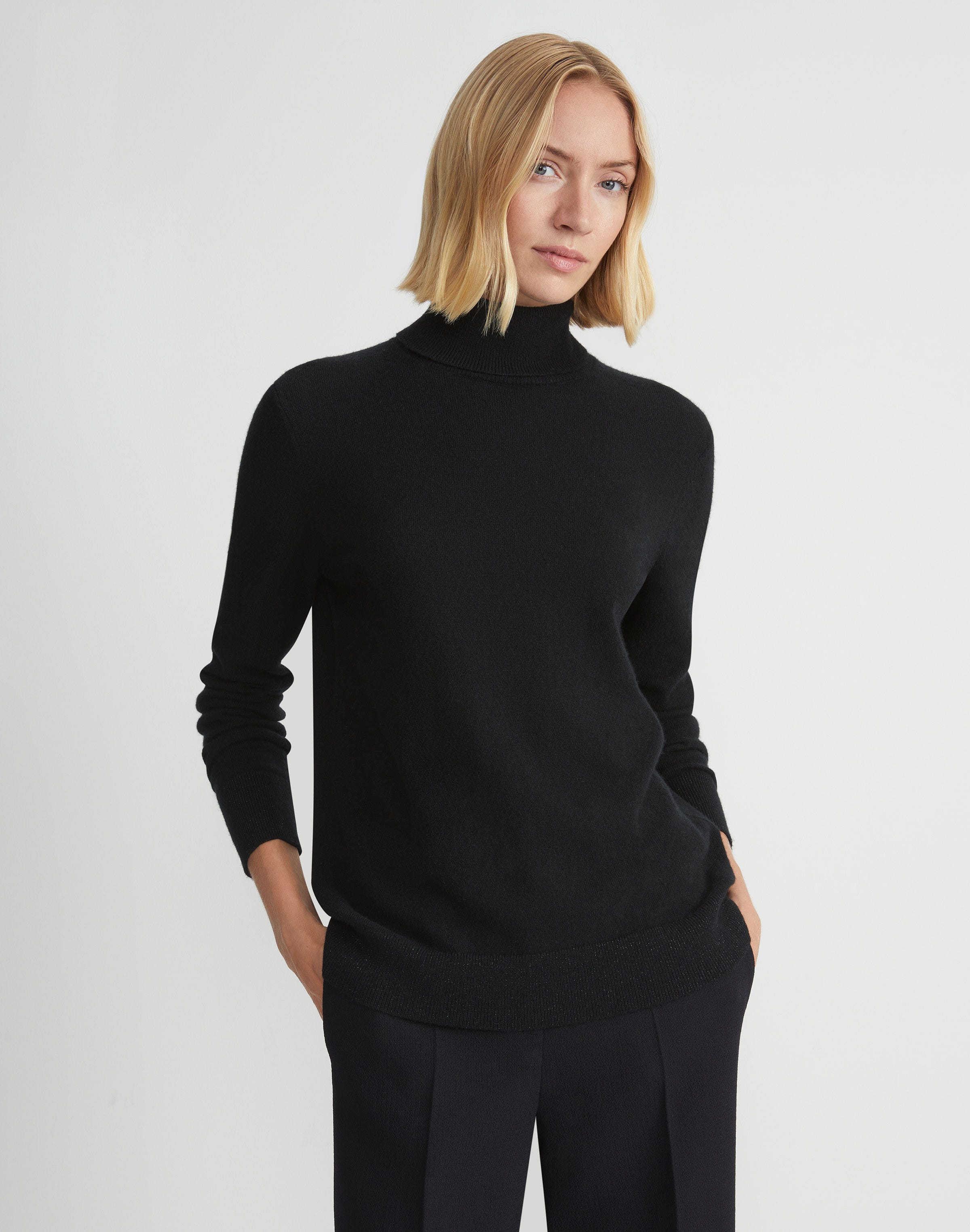 Lafayette 148 Cashmere Turtleneck Sweater In Black